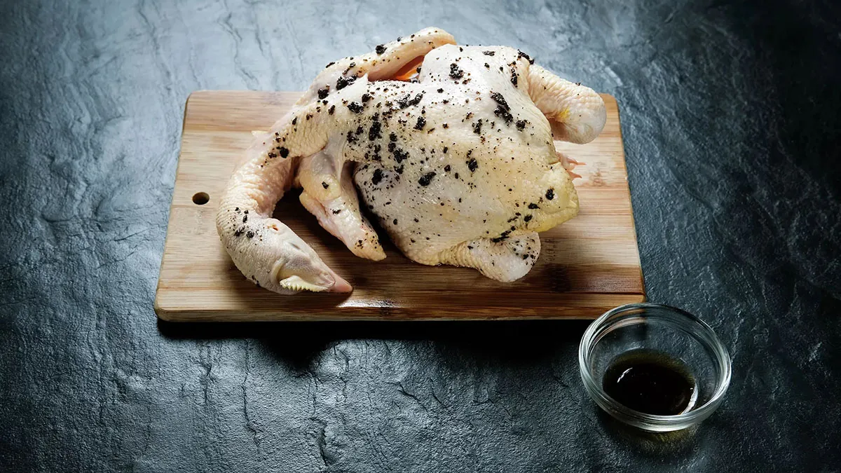 Siemens built-in oven to cook Roasted chicken in black truffle
