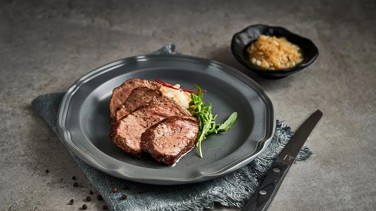 Siemens built-in steam oven to cook Roast Beef, medium