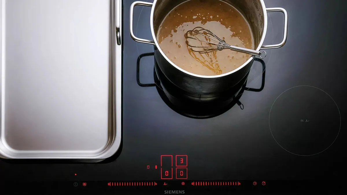 Siemens built-in steam oven to cook Golden Water Chestnut Cake