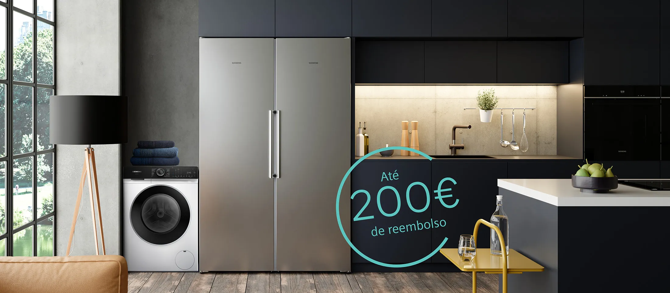 Cozinha moderna com frigorífico inox, lavadora e selo 'Até 200€ de reembolso'