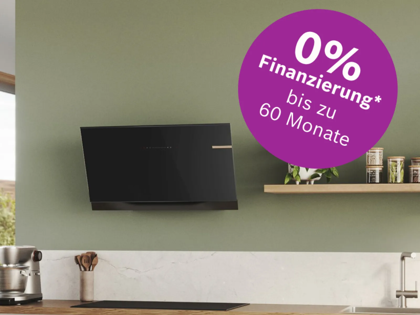 Bosch Küche mit grüner Wand und lila Störer mit Hinweis auf 60 Monate Finanzierung Möglichkeit.