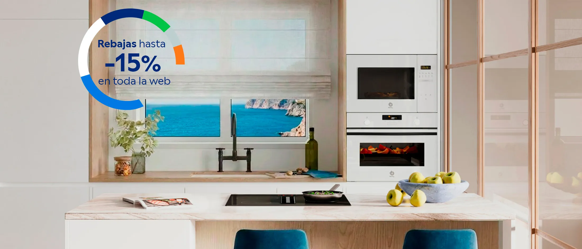 Imagen de cocina con electrodomésticos Balay, ventana con vistas al mar y texto "Rebajas hasta -15% en toda la web"
