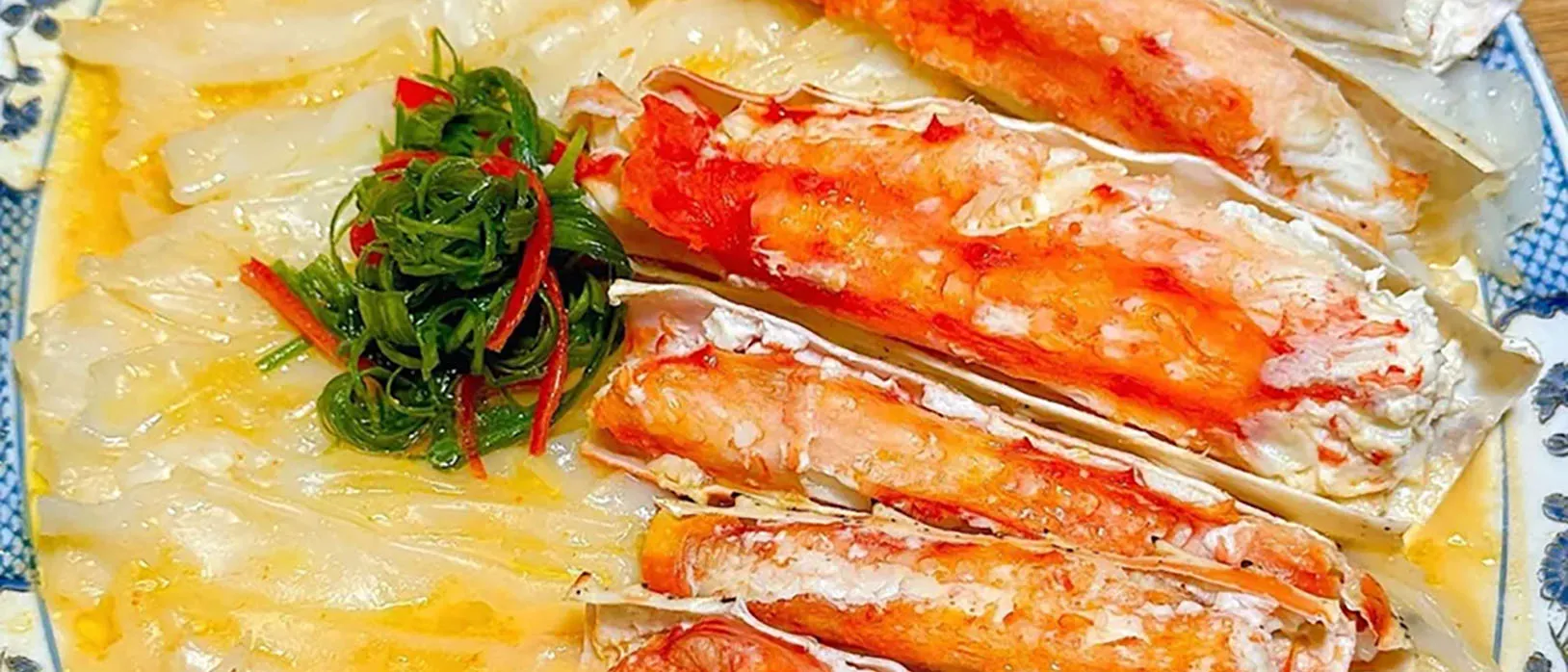 Cooking instruction of Steamed Crab Legs with Chencun Rice Noodles