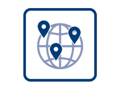 Globale Karte mit Standortstiften, die weltweite Vernetzung und Navigation repräsentieren.