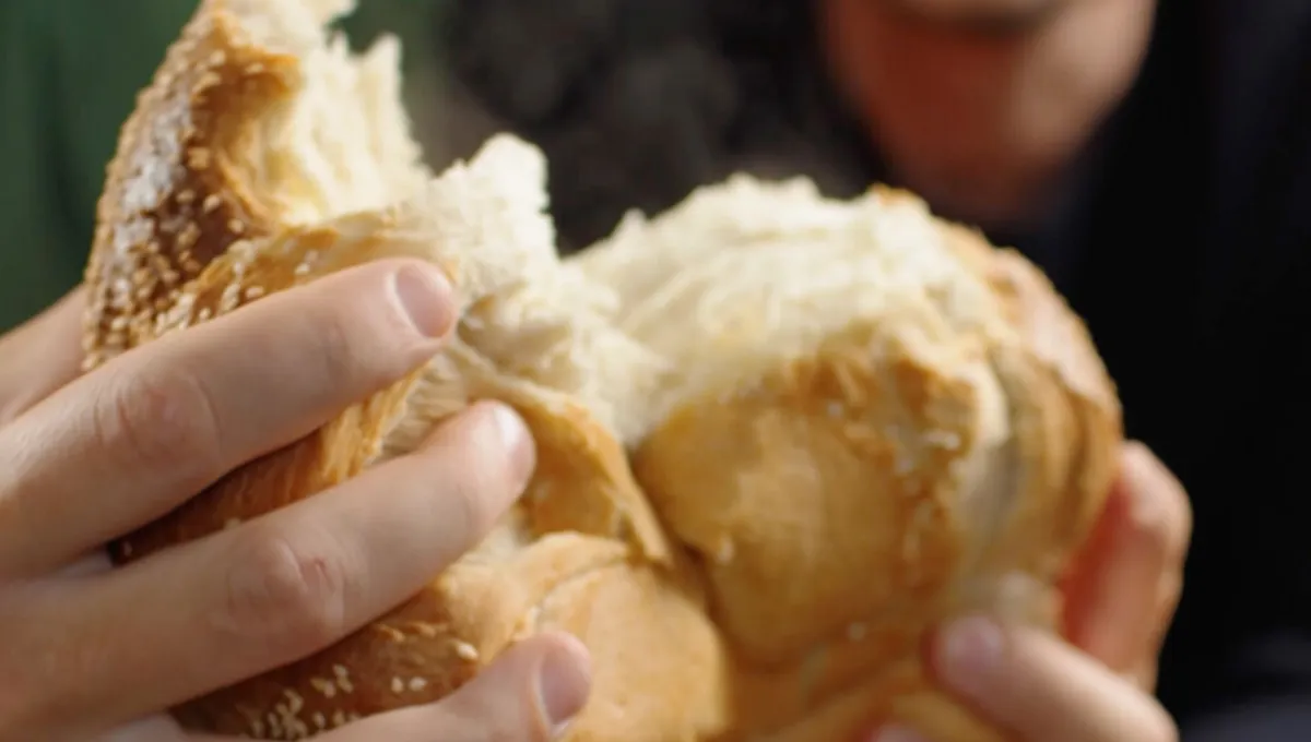 Fluffigt challa bröd bakat av King i Köket
