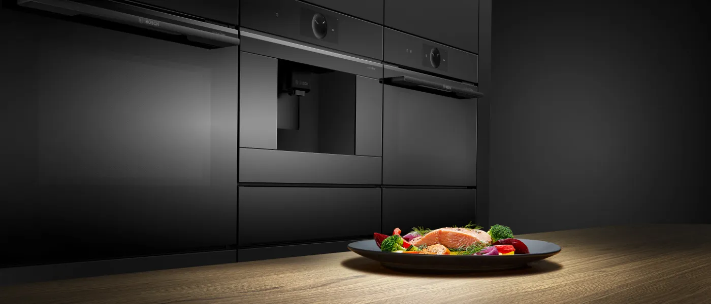 The Like A Bosch TV commercial of the new Bosch Series 8 ovens range is shown - pointing out the features Steam Function Plus, PerfectBake Plus and Air Fry Function is shown.