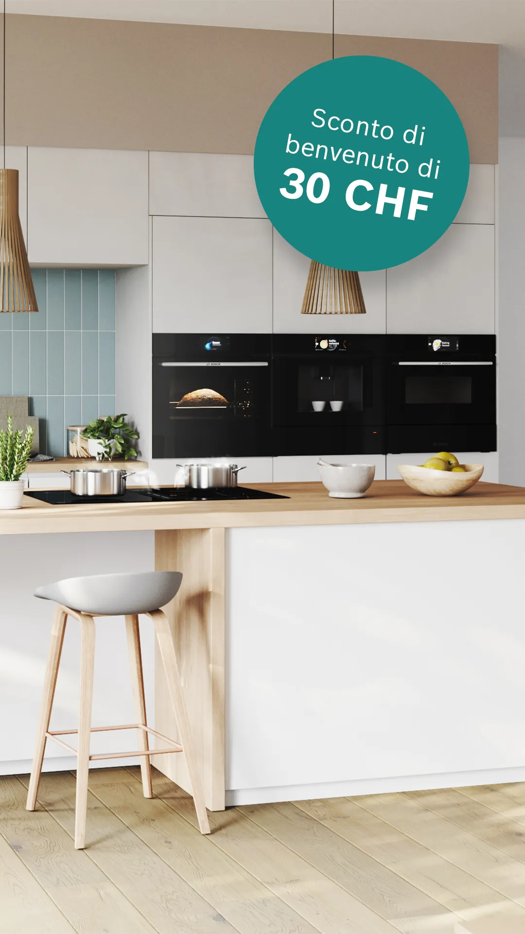 Cucina luminosa e moderna con un'isola centrale in legno sulla quale sono appoggiate delle pentole. In primo piano, un bollino verde con la scritta "30 CHF di sconto di benvenuto".