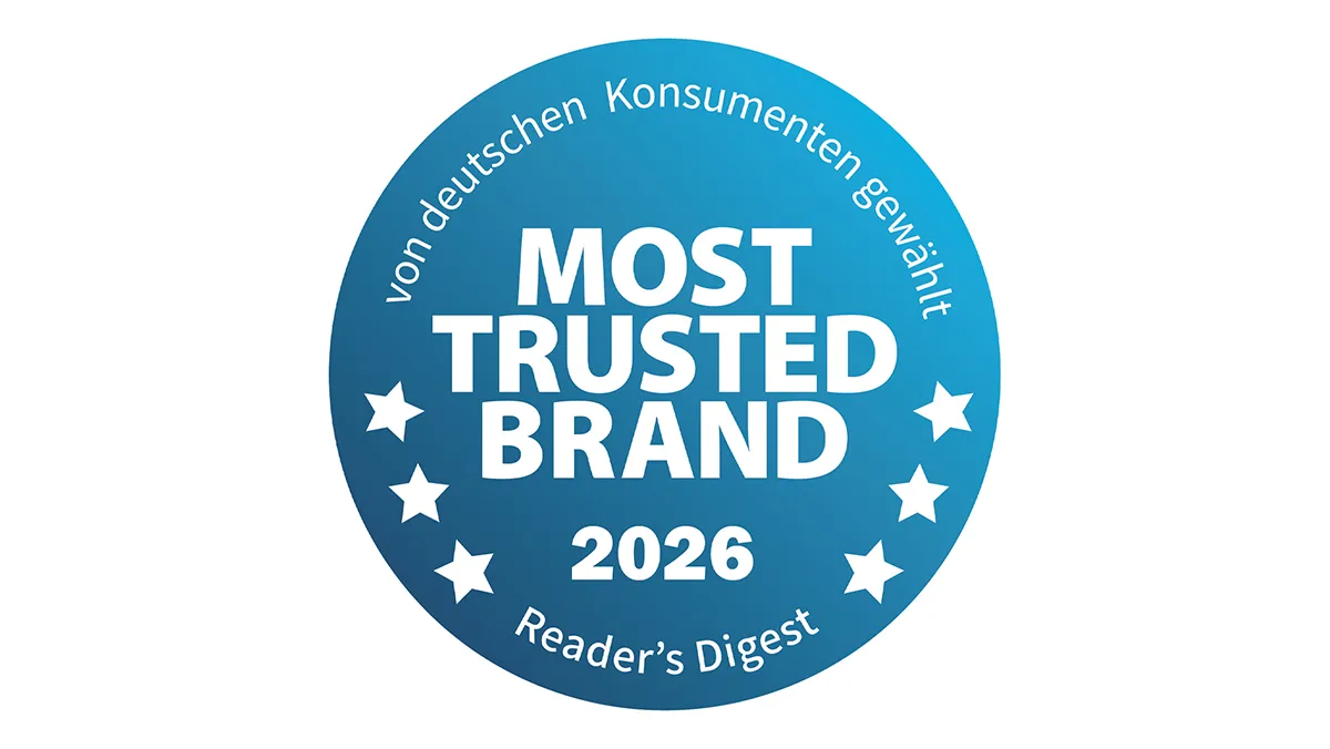 Blaue Plakette mit der Aufschrift „Most Trusted Brand 2026“, mit Sternen und dem Text „von deutschen Konsumenten gewählt“ und „Reader's Digest“.