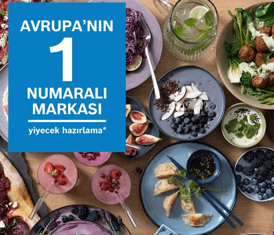 Türk kahvaltı yemeklerinin, jams, peynirler, zeytinler ve "Avrupa'nın No. 1 Marmalade" isimli bir kitabı.