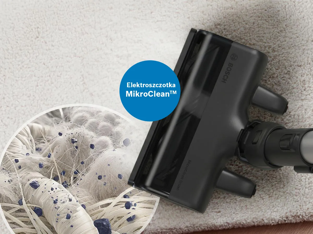 Szczotka MicroClean na wykładzinie oraz fragment z lupą ukazujący w powiększeniu włókna wykładziny i najdrobniejsze cząsteczki kurzu.