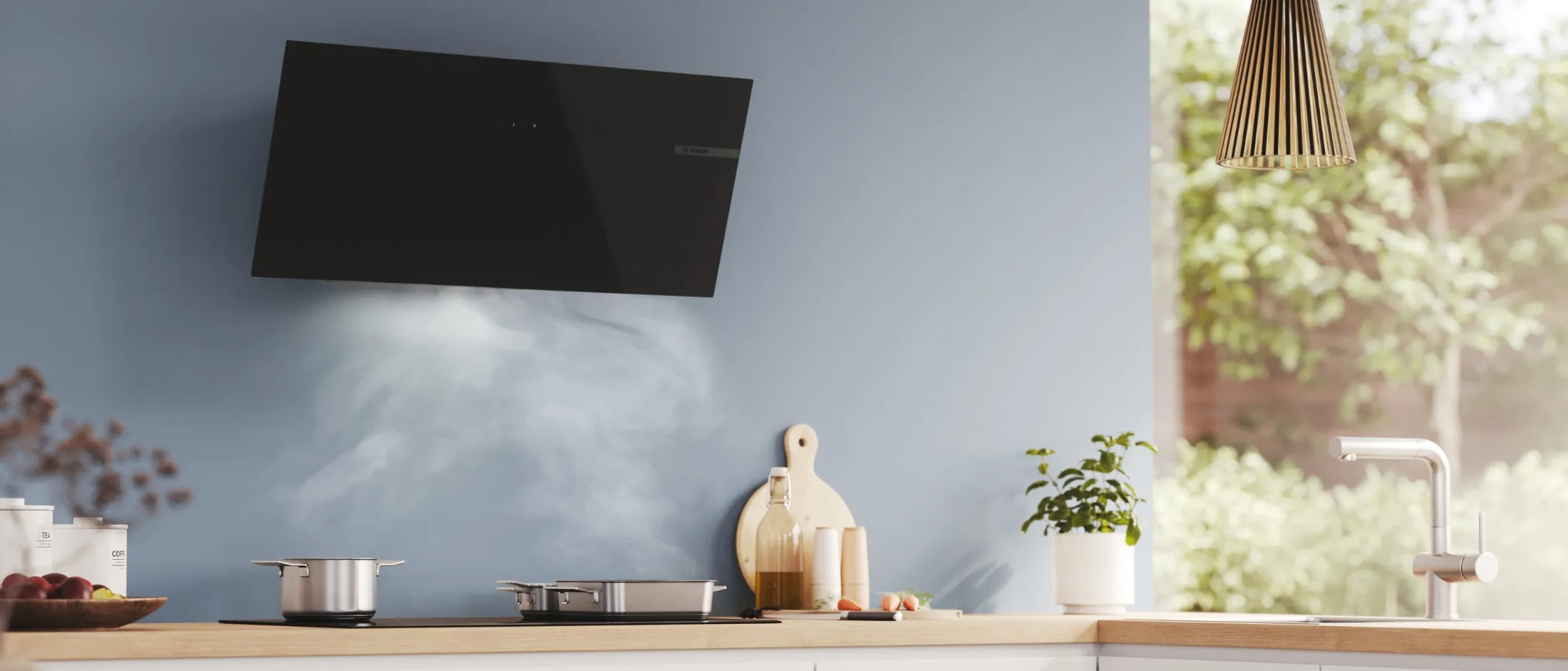 Cuisine équipée de la nouvelle hotte inclinée Bosch 