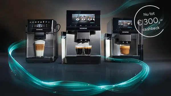 Drie Siemens volautomatische koffiemachines met bereide koffiespecialiteiten, met promotiebanner tot € 300,- cashback.