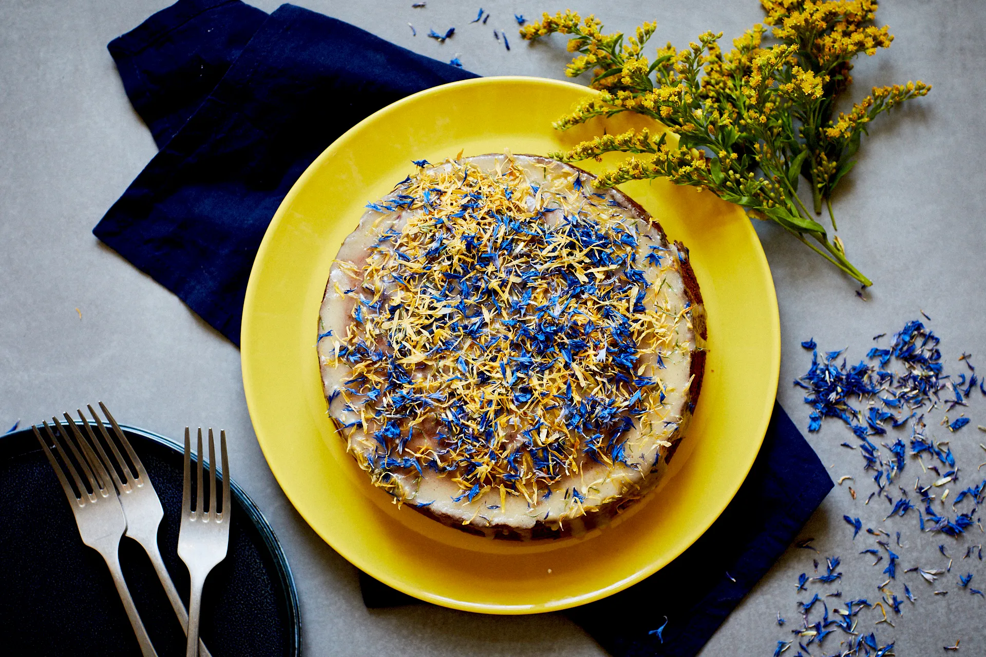 Earl Grey Bundt Cake