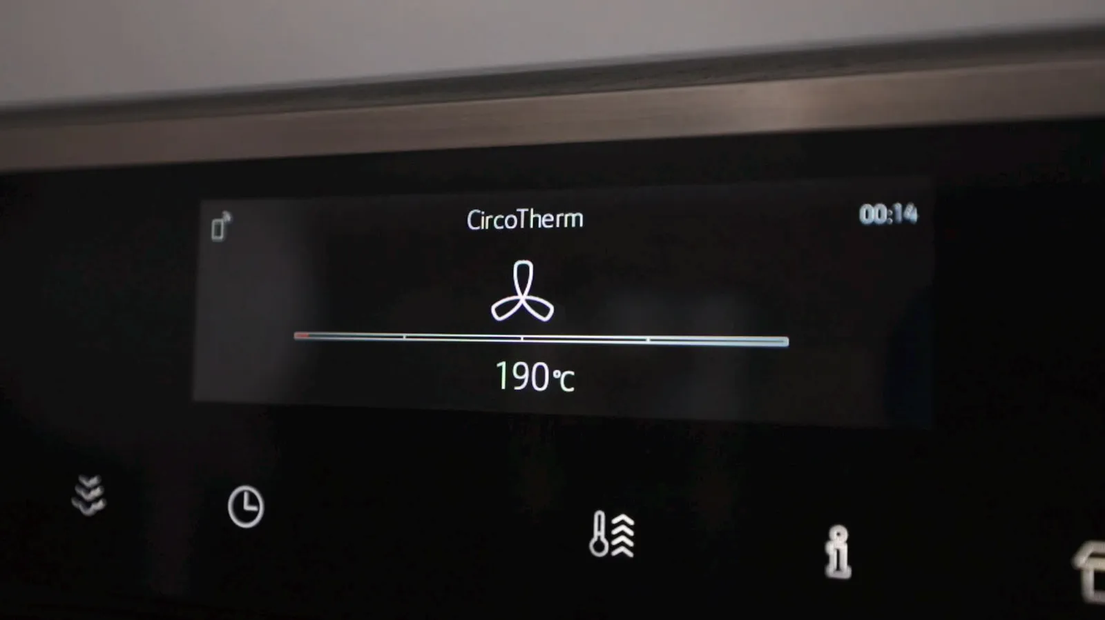 Close up of oven display with circotherm