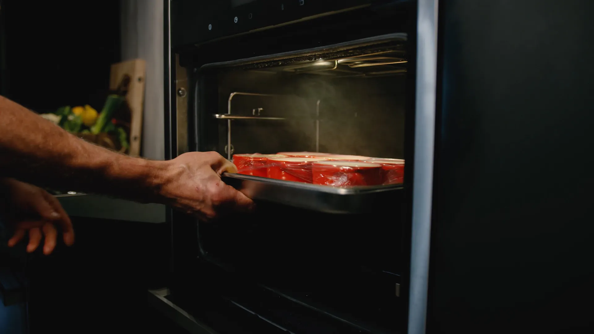 Trinn 7: Karamellpudding settes inn i ovnen  