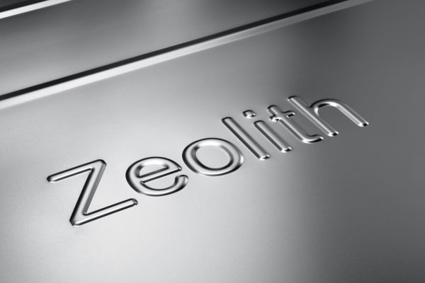 Vergr&ouml;&szlig;erung der T&uuml;rinnenbeschriftung &bdquo;Zeolith&ldquo; eines Bosch Geschirrsp&uuml;lers.