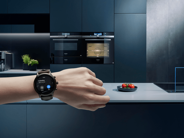 Preheat your oven with Home Connect for Wear OS by Google™