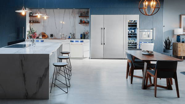 thermador-masterpiece-vs-professional-collection-comparisson-blue-masterpiece-kitchen