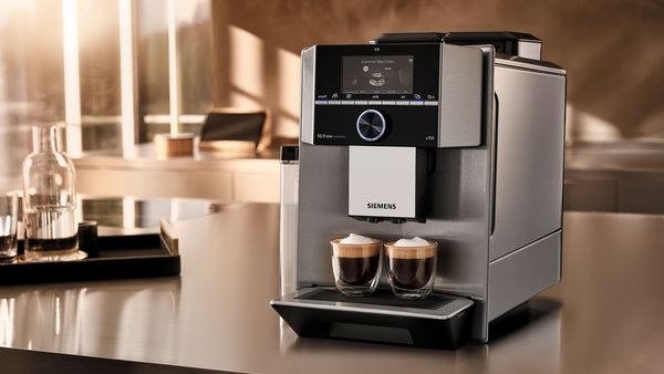 Превратите свои перерывы на кофе в лучшие моменты дня с серией полностью автоматических кофемашин EQ от Siemens
