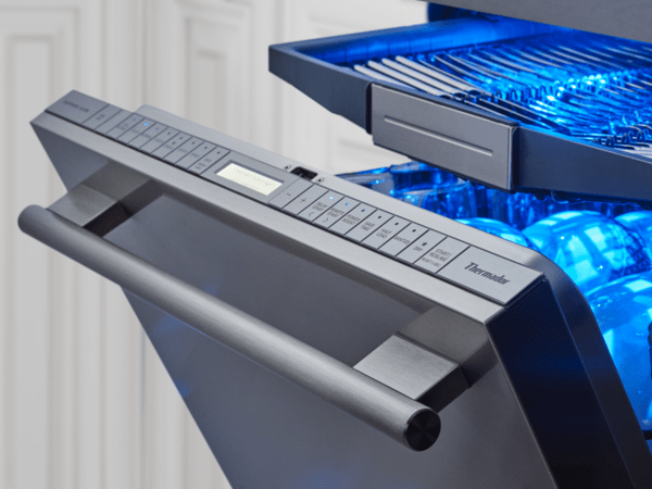 Thermador dishwasher sapphire open emitting blue light