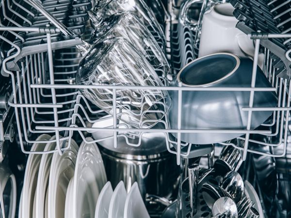 Schone vaat in vaatwasser