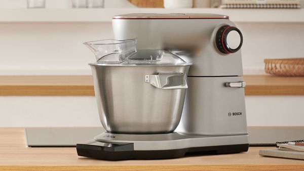 MUM Serie 8 OptiMUM K&uuml;chenmaschine in Silber mit Vollmetallgeh&auml;use