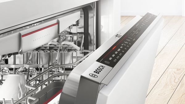 Vernetzte Bosch Spülmaschine mit Home Connect