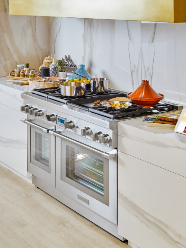 HighEnd Gas Ranges Combining Style & Function Thermador