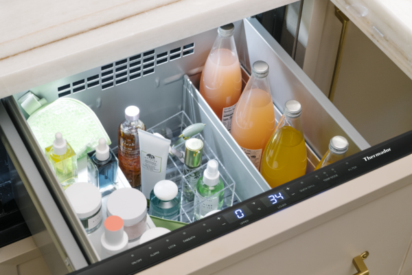 Under Counter Refrigerator, Stainless Steel Under Counter Drawer Fridge ICEJUNGLE Beverage Fridge Refrigerator with Digital Displayfor Outdoor and HOM