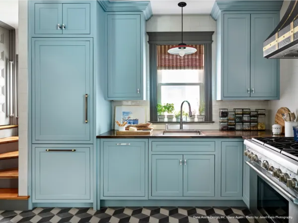 thermador-bottom-freezer-refrigerator-30-inch-french-door-bottom-freezer-tiffany-blue-kitchen