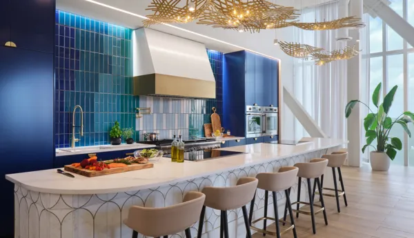 thermador-miami-virtual-showroom-tour-professional-collection-blue-gold-kitchen