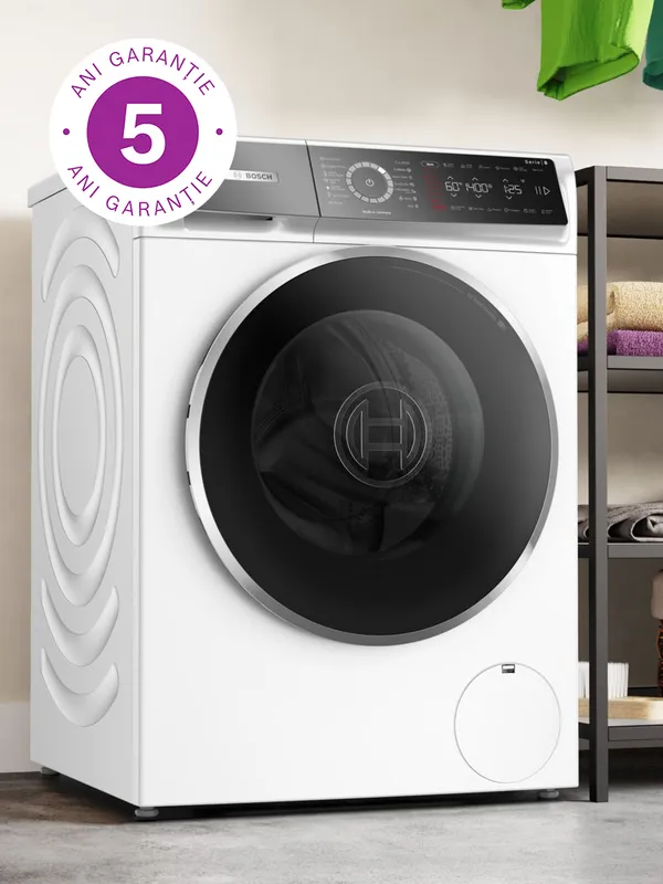 Mașină de spălat Bosch cu logo 5 ani garanție în partea stângă sus
