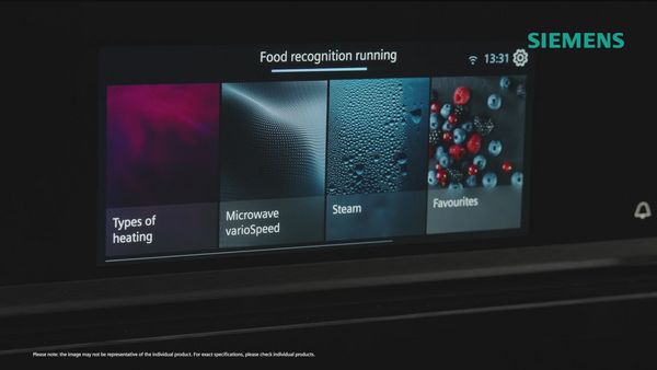 Écran tactile de l'appareil Siemens affichant les options de reconnaissance des aliments : types de chauffage
