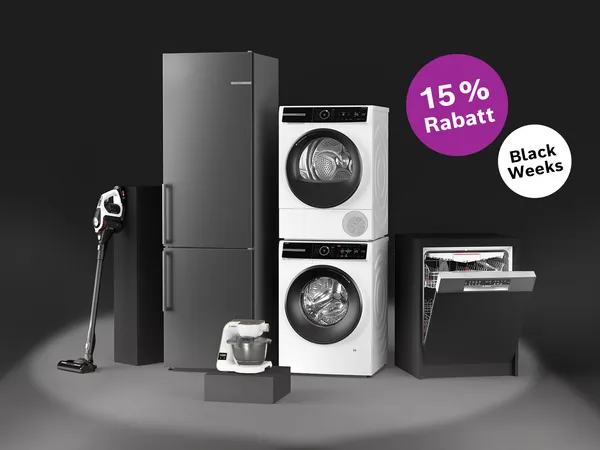 Passend zu Black Weeks stehen verschiedene Bosch Haushaltsgeräte auf schwarzem Hintergrund mit dem Hinweis, dass es 15 % Rabatt im Bosch Online Shop gibt