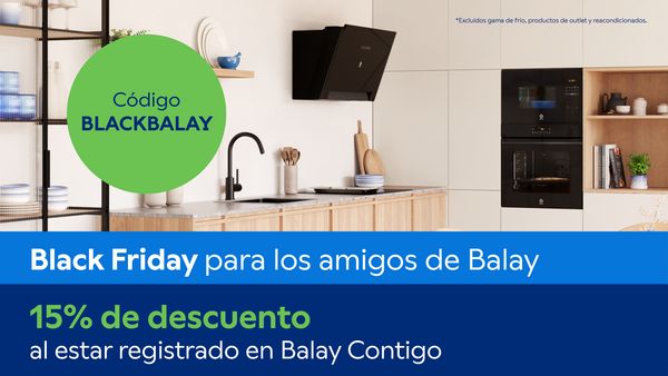 Imagen de cocina con electrodomésticos en Serie Cristal Negro, con texto anunciando Black Friday para los amigos de Balay. Hasta 15% de descuento para usuarios registrados en Balay Contigo, con el cupón BLACKBALAY, hasta el 1 de diciembre. 