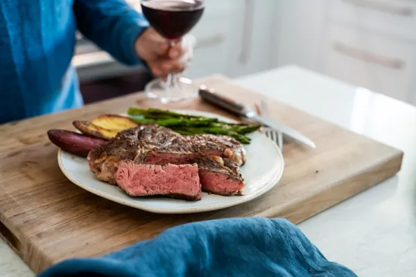 thermador air sous vide mode steak on cutting board