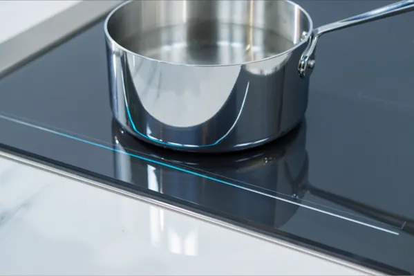 thermador induction cooktop freedom sapphire glow 