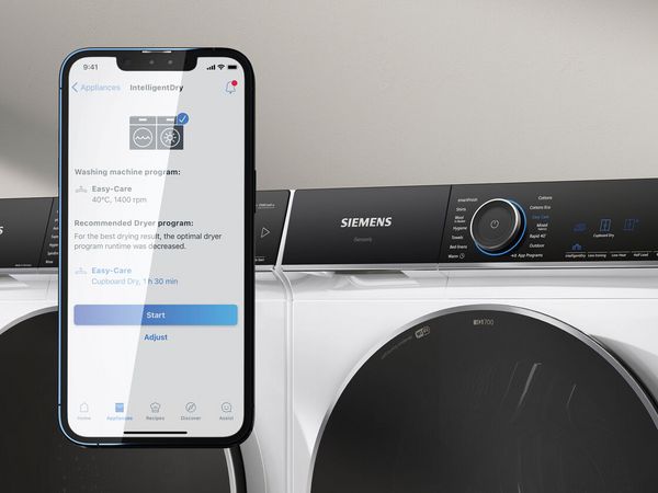 Sobre una lavadora y un a secadora inteligentes, detalle de la app Home Connect y la recomendaci&oacute;n del programa mediante intelligentDry