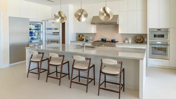 lot 22 full kitchen view with refrigerator column open