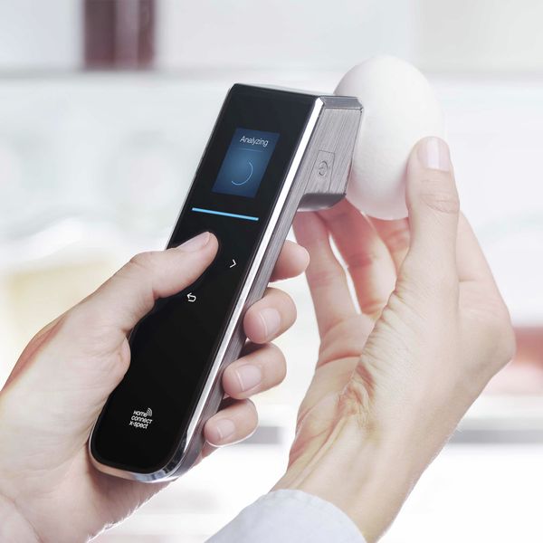 X-Spect scanning an egg