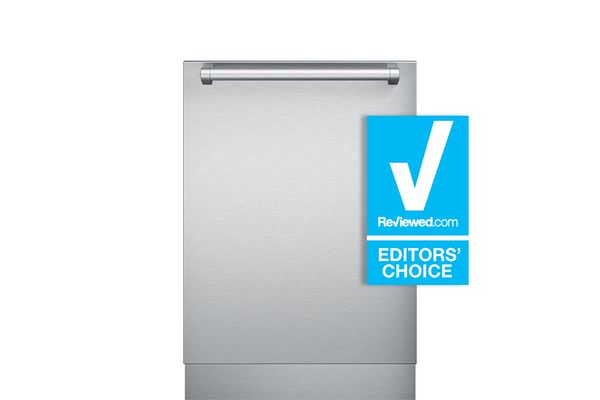 thermador-selects-editors-choice-reviewed-24-inch-star-sapphire-dishwasher-DWHD860RFP_960x640