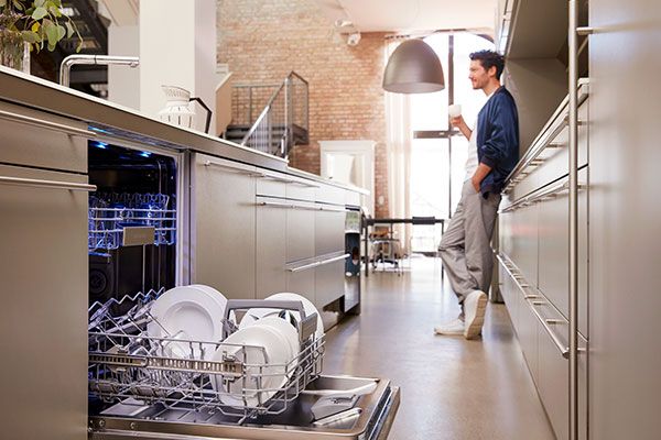 Open dishwasher with Home Connect function