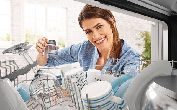 פשוט לשטוף את הכלים