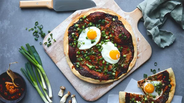 Koreanische Bulgogi Pizza