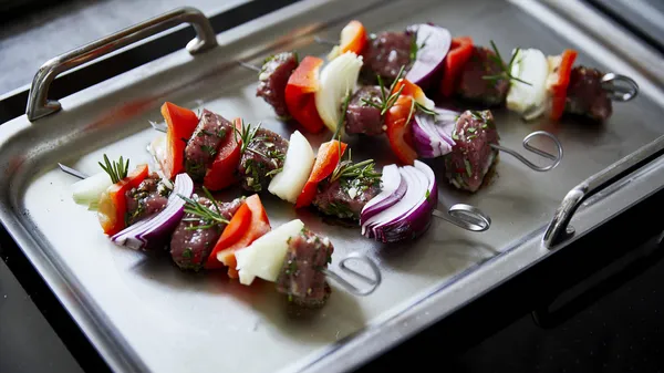 Rumpsteak-Spieße mit Wodka-Marinade