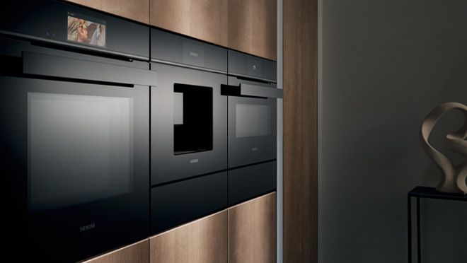 close up for siemens built-in ovens