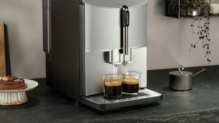 TF303E01 EQ300 Helautomatisk kaffemaskin 