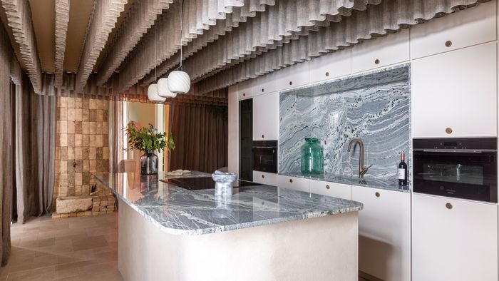 Detalle de la vinoteca Siemens en el Espacio Grupo Coeco &ndash; Cocina &laquo;This is not a Kitchen &raquo;, dise&ntilde;ado por L&oacute;pez y Tena Arquitectos 