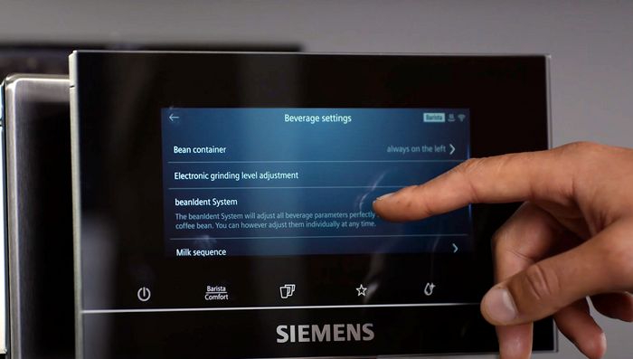 EQ900 machine display