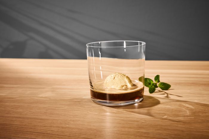 Kubek z kawa Affogatto